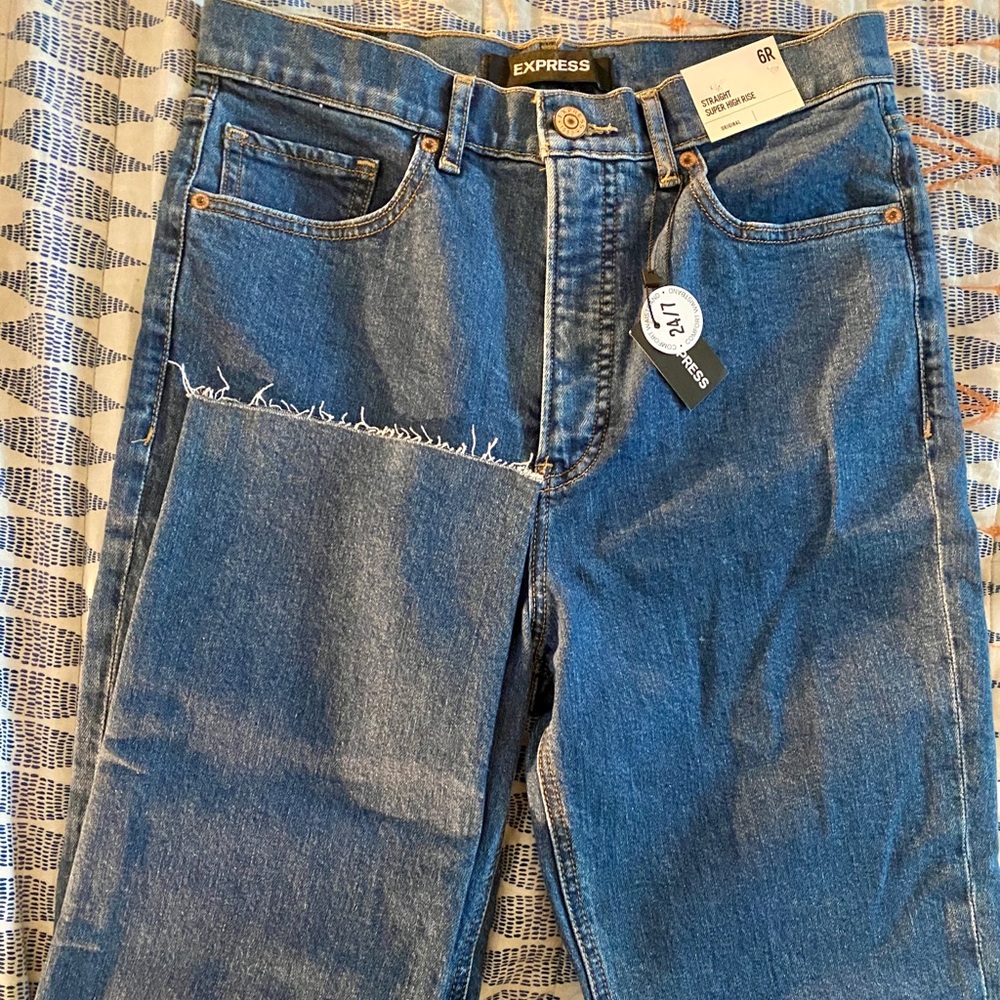 Super High Waisted Raw Hem Straight Cropped Jeans